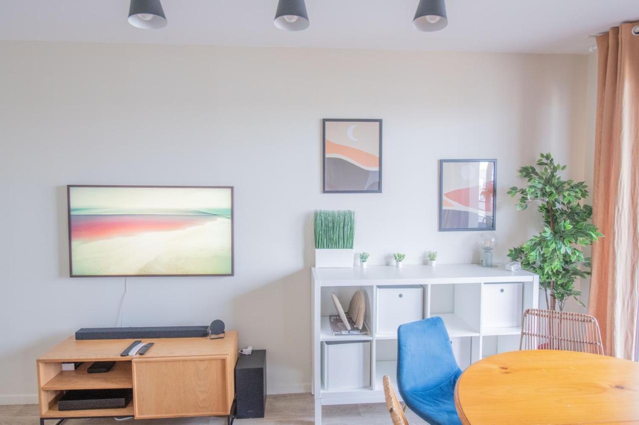Apartamento Machouart Le Duplex -Parking Gratuit Equipee Commodites- Aubervilliers Exterior foto